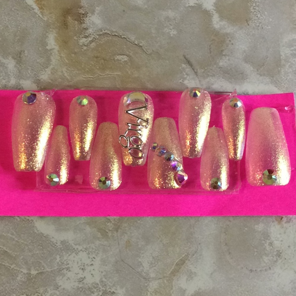 Short Pink Ballerina Virgo Nails